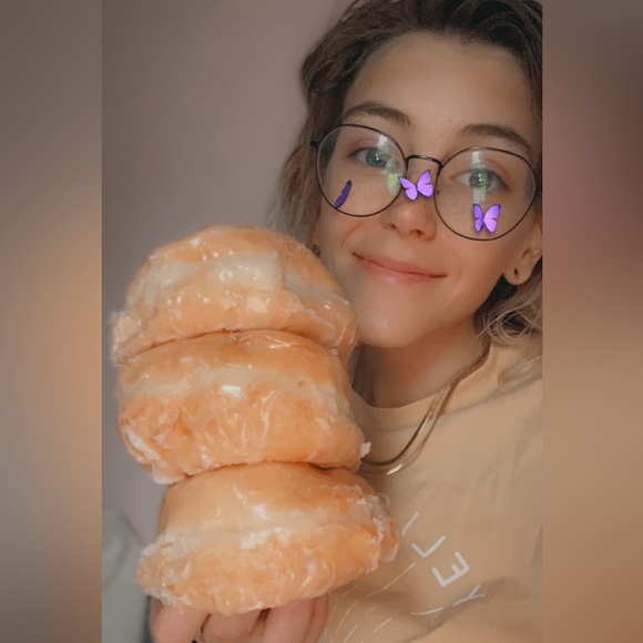 Meet your Posher, Carley - Picture 7 of 8